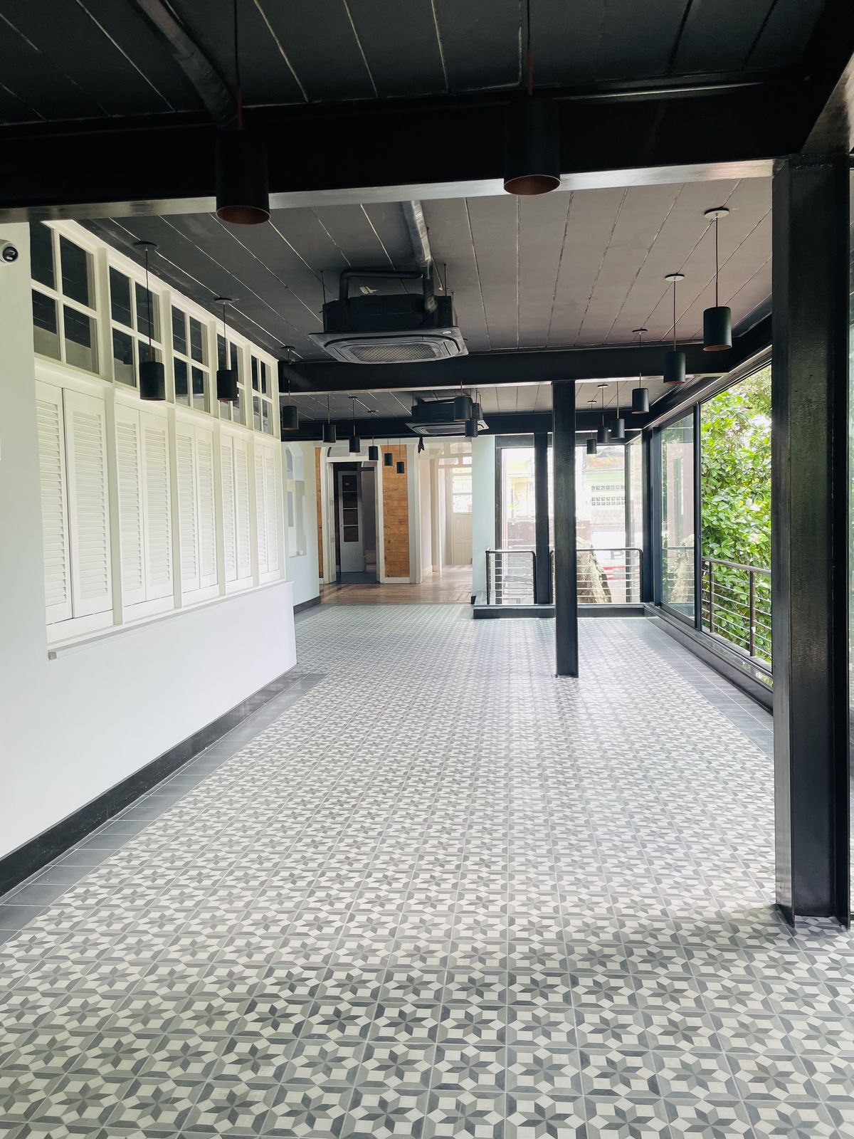 Varanda com ladrilho hidráulico